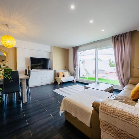 Frente A La Playa Apartamento Boutique En Marbella Bagian luar foto