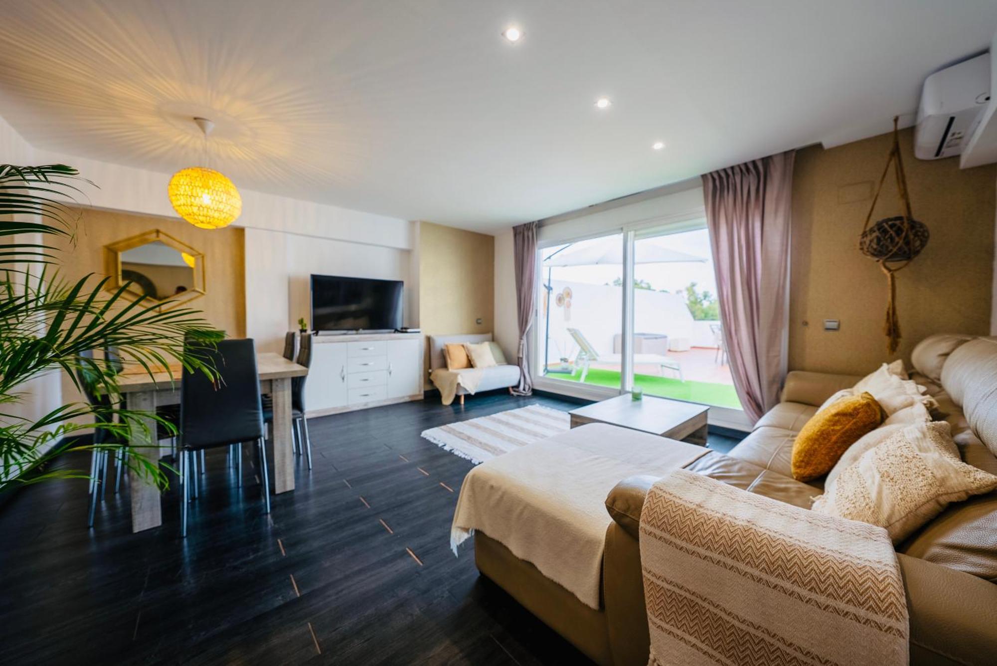 Frente A La Playa Apartamento Boutique En Marbella Bagian luar foto